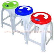  Plastic chairs. Bald, no backrest. Seat swivels 180 degrees, each chic 110 T.081-6391852.