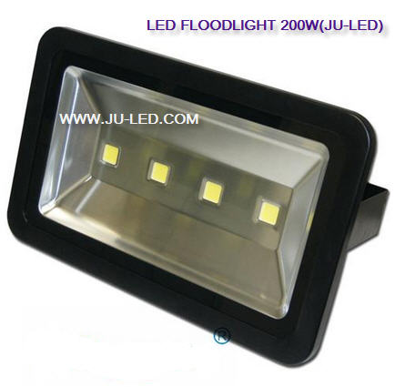 โคมไฟ Floodlight LED 30W /50W/ 100W/ 150W /200W/240W ให้แสงสว่างพร้อมประหยัดพลังงาน 70% ใช้แทนหลอดฮาโลเจนขนาด 150w-400w กินไฟน้อย คืนทุนเร็ว