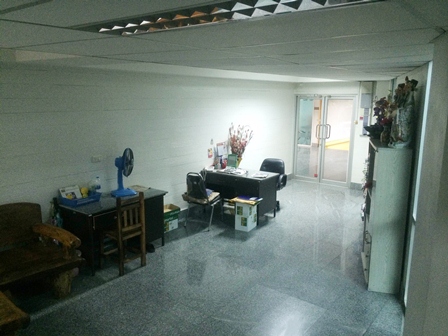 Lissyyokishop@gmail.com New office for rent