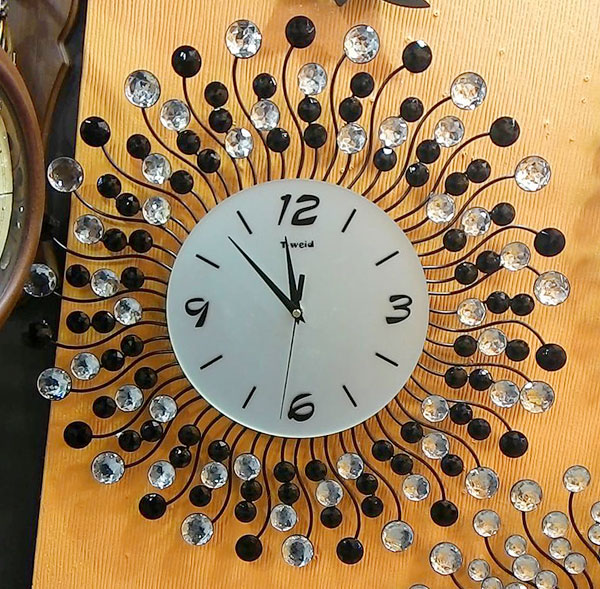 นาฬิกาแขวนผนัง นาฬิกาติดผนัง นาฬิกาโมเดิร์นดีไซน์สวยหรู