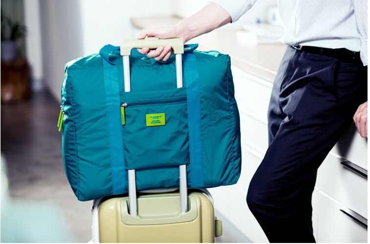 กระเป๋าเดินทางพับได้ อเนกประสงค์ เพื่อการเดินทาง ท่องเที่ยว เสียบที่จับของกระเป๋าเดินทางได้