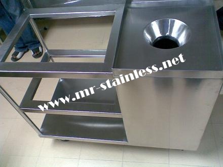 MR. Stainless Cart store selling plates. Dumped garbage trucks, hotel kitchen dish storage, trolley collection plate.
