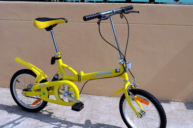  The 16-inch folding bike, children's rides and adult rides, beautiful shape, the STAR BIKE York.  K-ROCK 16 inch one is your kids have a fender front - rear shock absorbers, the STAR BIKE York.