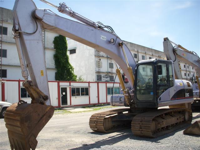 CAT 20 ton CAT Model 320C Crawler quality used durable good condition never been in the country.