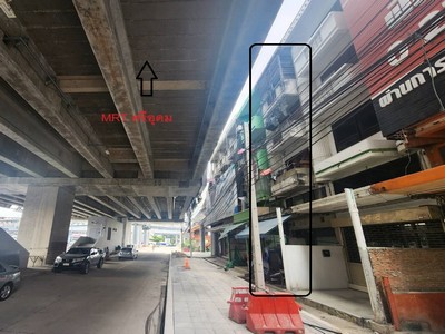 ขายอาคารพาณิชย์ 4 ชั้น​ ติด MTR ศรีอุดม ติดถนนใหญ่เส้นศรีนครินทร์ เนื้อที่ 43 ตร.วา 560 ตร.ม