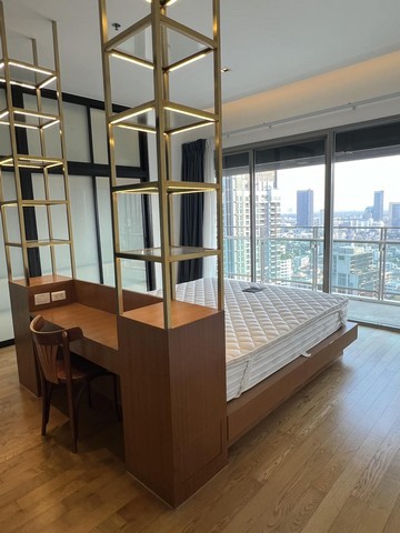 The Madison Sukhumvit 41 spacious clean quiet 28th floor BTS Phrom Phong