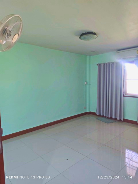 ถูกที่สุดใน 3โลก 3น้ำ 2จอดรถ 4แอร์ เมเจอร์ รัชโยธิน เกษตร 4นอน 3ปีมี1ครั้ง ให้เช่าทาวน์โฮม ใหญ่มาก 24ตรว. 270ตรม.