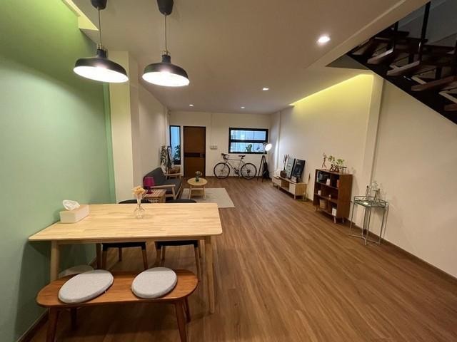 ให้เช่าทาวน์เฮ้าส์ 2 ชั้น ซอยนวมินทร์149 หมู่บ้านคลองจั่นวิลล่า2 เขตบึงกุ่ม บ้านตกแต่งสวยพร้อมเข้าอยู่