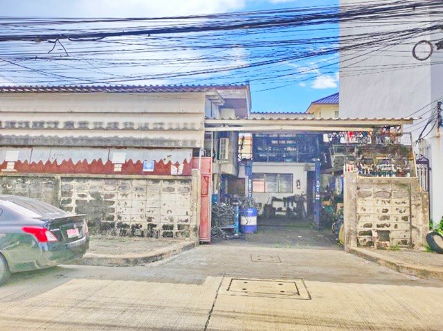 เซนต์มาร์ค 500 ม.โรงพยาบาลวิภาราม 5จอดรถ APLหัวหมาก 1.8 กม. โกดัง 2 ชั้น 405 ตร.ม.3ปีมีครั้ง เดอะไนน์ พระราม 9 200 ม. 5นอน 82ตร.วา.