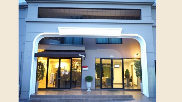 ขายคอนโด ดิ แอมเบอร์ บางเสร่ คอนโดติดทะเล อำเภอสัตหีบ  จังหวัดชลบุรี