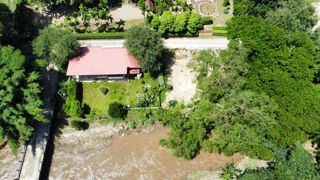 ขายบ้านสวนติดน้ำ (น้ำไม่ท่วม) ห้วยทรายแม่ริมบรรยากาศดีเหมาะทำคาเฟ่โฮมสเตย์