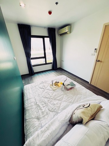 ขายคอนโด ริชพาร์ค@ทริปเปิ้ล สเตชั่น ราคา 2.50 ลบ. ขนาด 28 ตร.ม. ชั้น 10 วิว Airport Link ไม่บังวิว ไม่เคยปล่อยเช่า