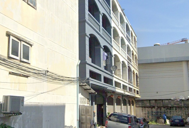 พร้อมชั้นลอย ซอยมิสทีน SIA สยามอินเตอร์การประมูล อาคารพาณิชย์ 4ชั้น 3นอน 3น้ำ มีดาดฟ้า 20ตร.วา. 210ตร.ม.   รามคำแหง 158-162