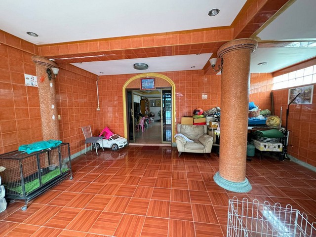 ทาวเฮาส์เทียนดัดสามพราน จอดรถได้ 2 คัน แหล่งชุมชนไม่พลุกพล่าน