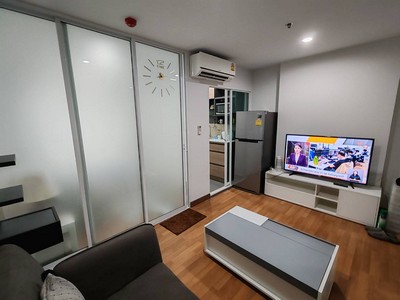 ขายคอนโด รีเจ้นท์ โฮม บางซ่อน 27 (Regent Home Bangson Phase 27) ขนาด 28.12 ตร.ม. ชั้น 11 สภาพห้องใหม่เหมือนมือหนึ่ง เฟอร์ครบ แอร์ 2 ตัว