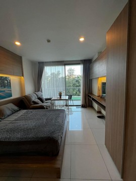 TEL : 092-288 9359 คุณดนิตาLine : https://line.me/ti/p/yxo92dHWP1ให้เช่า เดอะ ริเวียร่า วงศ์อมาตย์ บีช  ห้องสตูดิโอ 31 ตรม.ชั้น 2 วิวสระว่ายน้ำสวยที่สุดในชั้น1 ห้องนอน 1 ห้องน้ำ เฟอร์นิเจอร์ครบพร้อมเข้าอยู่ เดินลงทะเลได้ สิ่งอำนวยความสะดวก- ลิฟท์- ที่จอดรถ- สระว่ายน้ำ- โรงยิม ฟิตเนส- สวนหย่อม พื้นที่จัดบาร์บีคิว- การรักษาความปลอดภัย 24 ชั่วโมง- ประตูอาคารระบบ keycardสถานที่ใกล้เคียง- ปราสาทสัจธรรม- ถนนคน