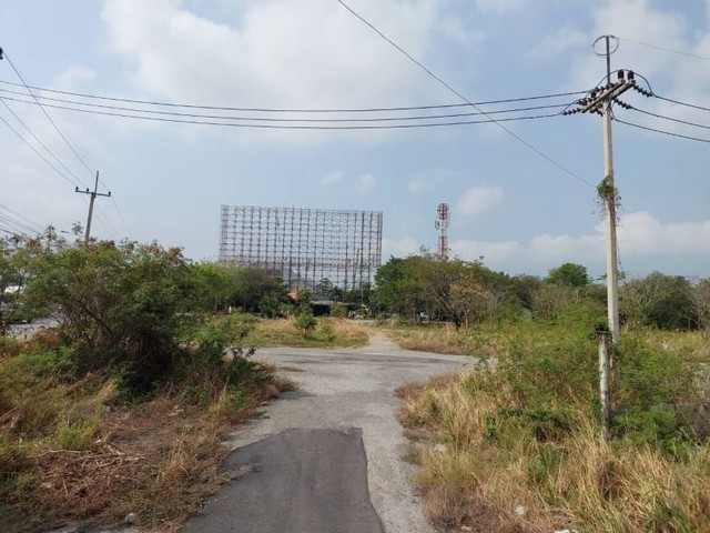 ขายที่ดินแปลงสวย โซนถนนข้าวหลาม ติดถนนเลียบมอเตอร์เวย์ จ.ชลบุรี FP-L034