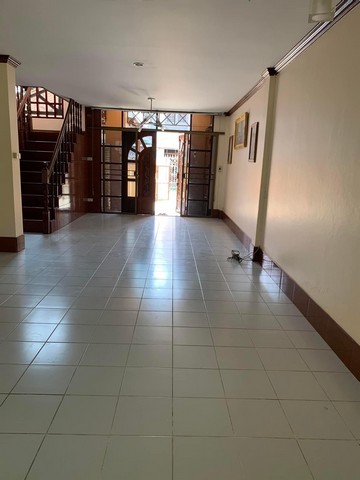 ขายบ้านทาวน์เฮ้าส์ 2 ชั้น ชะอำใต้ซอย 4  อำเภอชะอำ จังหวัดเพชรบุรี