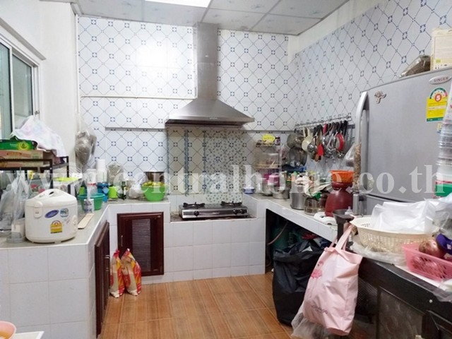 R1 ทาวน์โฮม หมู่บ้าน ดิ แอท ทิค ไลท์ แจ้งวัฒนะ - ปากเกร็ด