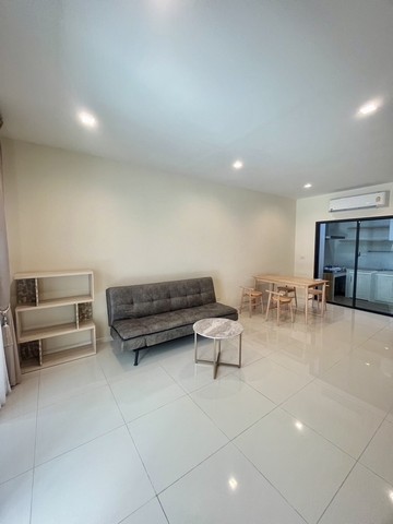 ให้เช่าบ้านใหม่ Premium Townhome  โครงการ Eigen Pattanakarn (ไอเจ้นท์ พัฒนาการ) 30,000 บาท/เดือน