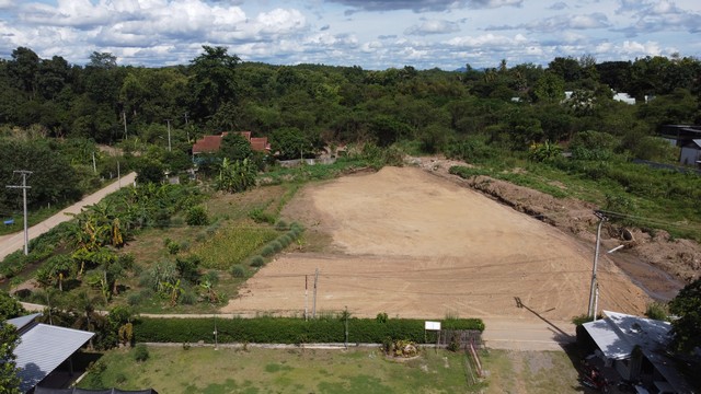 พื้นที่ดิน - 2 ไร่ 2 ngan 50 ตรว.  3500000 บ. ใกล้ - DEAL!!