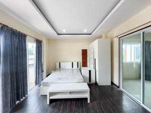 ขายด่วนทาวน์เฮ้าส์ 3 ชั้น ใกล้หาดบ่อผุด ใกล้สนามบิน ใกล้เซนทรัล ตำบลบ่อผุด อำเภอเกาะสมุย จังหวัดสุราษฎร์ธานี