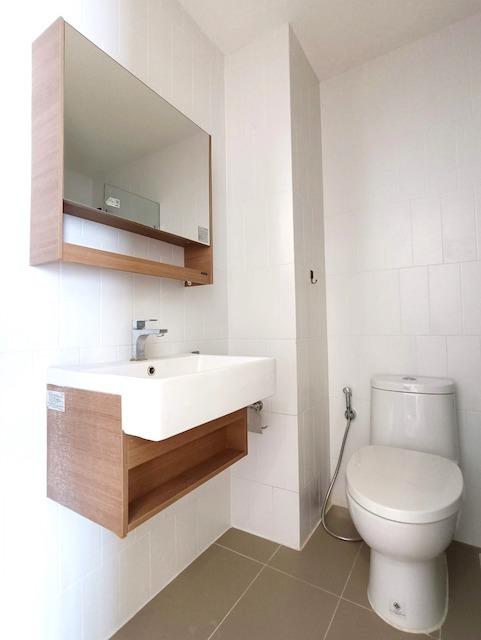 The Nest Sukhumvit 22 Clean private quiet 8th floor BTS Phrom Phong
