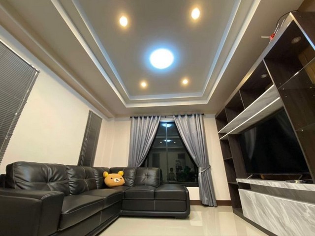 ขายต่ำกว่าราคา บ้าน 2 หลัง สไตล์โมเดิร์น วิวสระบัว สารภี