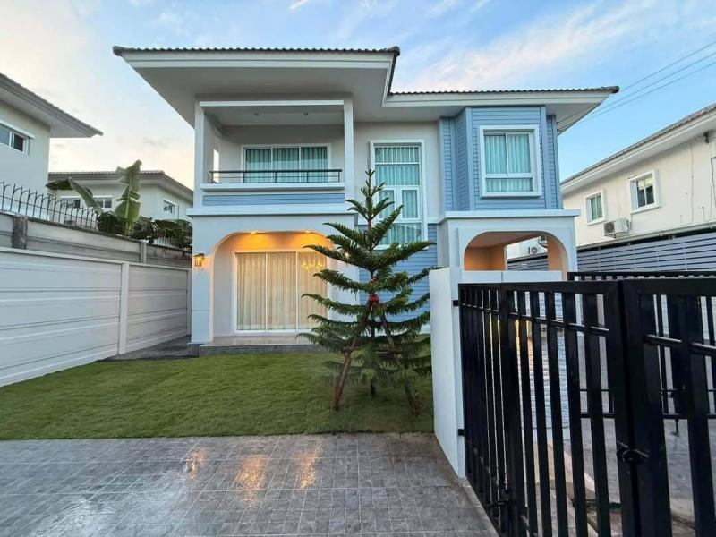 Agent Post️ รับสัตว์เลี้ยง บ้านปรับปรุงใหม่ทั้งหลัง แปลงมุม ให้เช่าบ้าน หมู่บ้านพฤกษา วิลเลจ24 ซีนเนอรี่ รังสิต คลองสอง ติดโรงเรียนโชคชัย เส้นรังสิต นครนายก รับชาวต่างประเทศไม่รับจดทะเบียนให้เช่าบ้านเดี่ยว เนื้อที่ 50 พื้นที่ใช้สอยขนาด 160 ตารางเมตร 3 ห้องนอน 2 ห้องน้ำ ที่จอดรถ 2 คัน หน้าบ้านหันไปทางเหนือ เงียบ สงบ เป็นส่วนตัวเฟอร์นิเจอร์โซฟากำมะหยี่ของ lifestyle บุญถาวร 