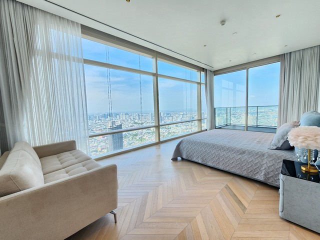 Four Seasons Private Residences 3 bedrooms river view for rent