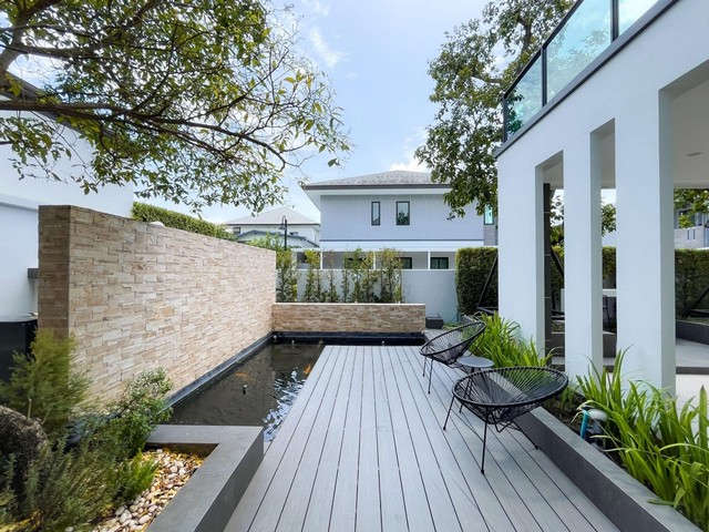 ขายบ้านในหมู่บ้านภัททาไพร์ม   หลังมุม  ถนนบายพาส 36