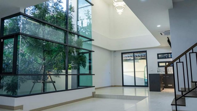 ขายและให้เช่าบ้านเดี่ยว3.5ชั้น สร้างใหม่ ซอยอ่อนนุช