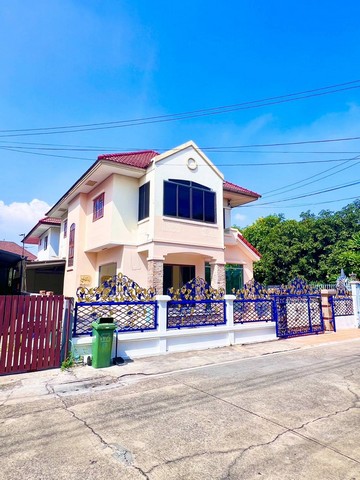 HSF85 ขายบ้านเดี่ยว 2 ชั้น หมู่บ้านศรีวิมลวิลล์ สายไหม ใกล้สนามบินดอนเมืองหมู่บ้านศรีวิมล วิลล์ สายไหม74เนื้อที่ : 52 ตร.ว.ขนาด : 3นอน 2 น้ำ 1 ครัวห้ องน้ำ ห้องครัว ห้องรับแขก บรรยากาศร่มรื่น เดินทางสะดวกจอดรถ 2 คันสถานที่ใกล้เคียง :-ใกล้รพ.สายไหม,รพ.สินแพทย์ลำลูกกา-ใกล้รถไฟฟ้าคูคต,ใกล้ห้างสายไหมอเวนิว-ใกล้ ร.รสารสารวิเทศสายไหม-ใกล้ตลาดวงค์กร,ใกล้บิ้กซีสายไหม,ใกล้ตลาด