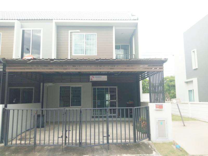 ให้เช่า ทาวน์โฮม 2 ชั้น โครงการ เดอะคัลเลอร์ส กาญจนาภิเษก-ราชพฤกษ์ ใกล้โรงพยาบาลไทรน้อย และ ใกล้ การไฟฟ้าบางบัวทอง
