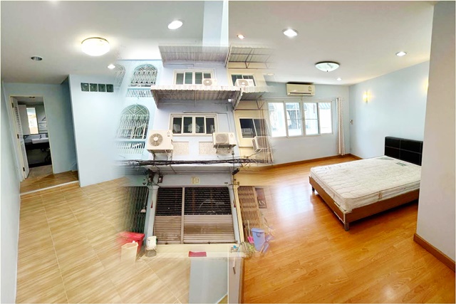 บิ๊กซี พระราม4 BTS ทองหล่อ 600 ม. รักสัตว์ ทาวน์เฮาส์ 3 ชั้น  สุขุมวิท38 ย่านธุรกิจ 3 นอน 3 น้ำ 140 ตร.ม.25 ตร.วา.ม. เอ็มควอเทียร์ 1.85 กม. 