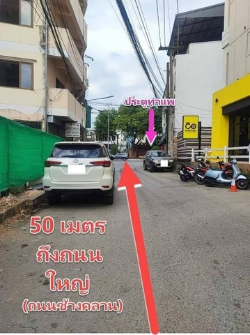 ราคาต่ำกว่าราคา ที่ดินพร้อมบ้านไม้สัก ทำเลดี  ท่าแพ