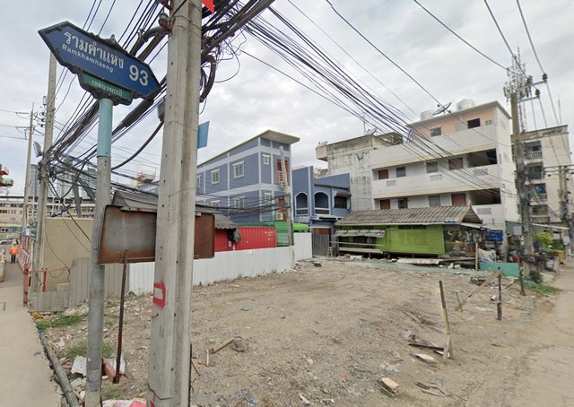 ขายที่ดินเปล่า ถนนรามคำแหง93 ใกล้ถนนใหญ่ ใกล้รถไฟฟ้าสายสีเหลือง แหล่งชุมชน คมนาคมสะดวกเนื้อที่ 2แปลง (54.60 ตารางวา) พื้นที่สีส้ม ราคาเพียง 159,000/ตร.ว.สถานที่ใกล้เคียง-เดอะมอลล์บางกะปิ 950ม.-เดอะมอลล์ไลฟ์สโตรบางกะปิ 1.3km-แอปปี้แลนด์เซ็นเตอร์ 1.8km-สถานีแยกลำสาลีรถไฟฟ้าสายสีเหลือง 2.1km-โลตัสบางกะปิ 2.4km-พาชโอ้ทาวน์รามคำแหง 2.6kmสนใจติดต่อPATCHA : 091 7893629Line : https://line.me/ti/p/PJC140n5G4MAIL : Ddestinycontact@gmail.com