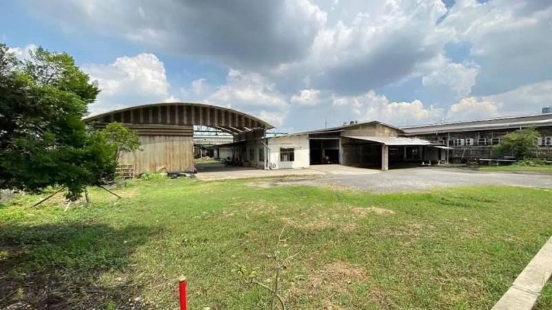 ให้เช่าโกดังโรงงานพระประแดงสมุทรปราการ​ ​บนเนื้อที่​  4 ไร่ โกดังพื้นที่รวม 6,240 ตร.ม.พื้นที่ใช้สอย 3,390 ตร.ม.