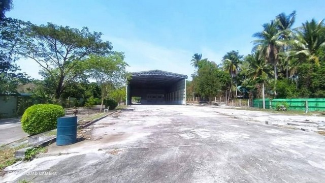 ขายโกดังพร้อมที่ดิน พร้อมอาคารสำนักงาน ใกล้นิคมเหมราช 2 ศรีราชา ชลบุรี FP-W049