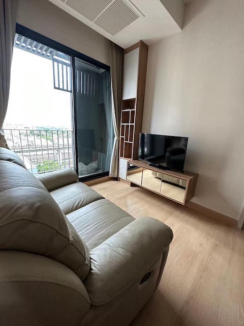 The Capital Ekamai Thonglor Safe comfortable peaceful 9th floor BTS Thonglor