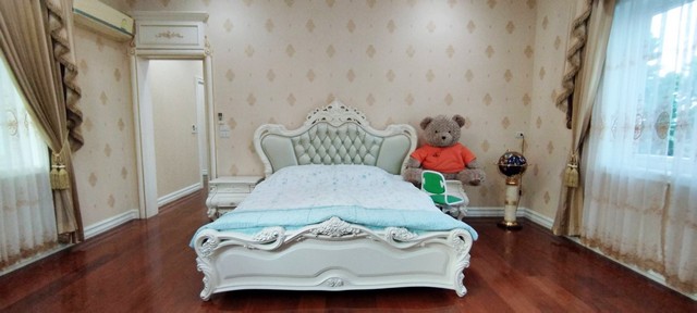 ขายคฤหาสน์ ประชาอุทิศ 76 กรุงเทพฯ เฟอร์นิเจอร์ และสิ่งอำนวยความสะดวกครบ พร้อมเข้าอยู่