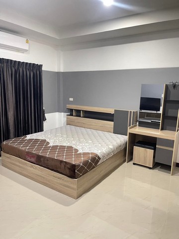 Vายทาวน์โฮม 2 ชั้นใกล้วัดโขดหิน ระยอง พร้อมเฟอร์นิเจอร์ครบ