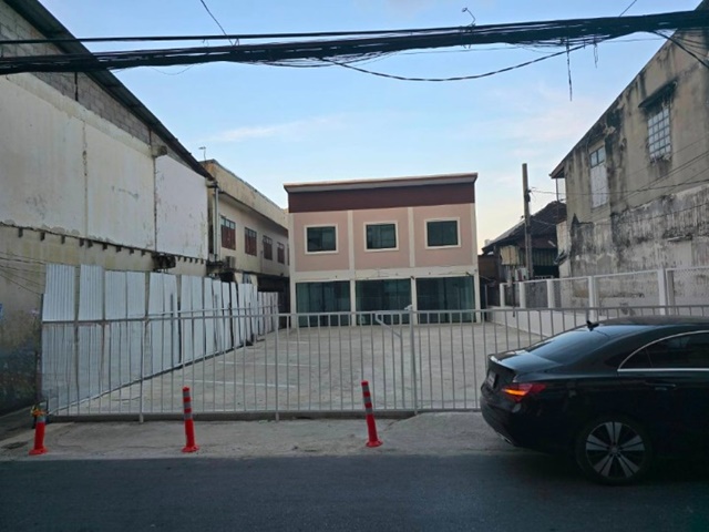 8จอดรถ. วุฒากาศ  BTSตลาดพลู 500ม โลตัส รัชดาภิเษก13 600ม. ตลาดพลู ทำเลดี ให้เช่าตึกแถว 2 ชั้น 2คูหา 1-2นอน 2น้ำ รพ.รัชดา-ท่าพระ 600 ม.