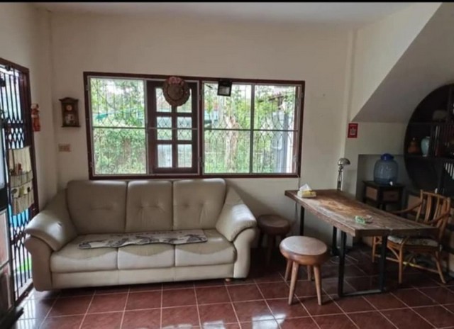 บ้านเดี่ยว หลังใหญ่ 2 ชั้น ใกล้ม.แม่โจ้ สันทราย