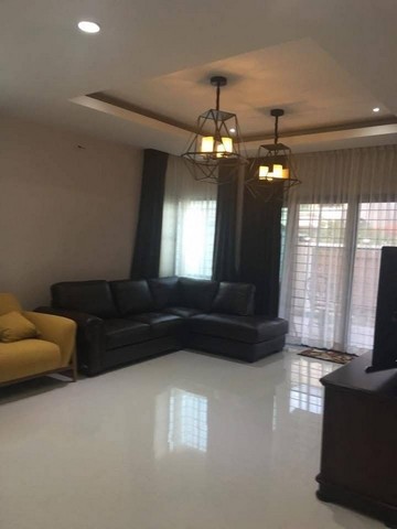 บ้านเดี่ยว 2 ชั้น เฟอร์ครบ ใกล้สนามบิน โซนป่าแดด