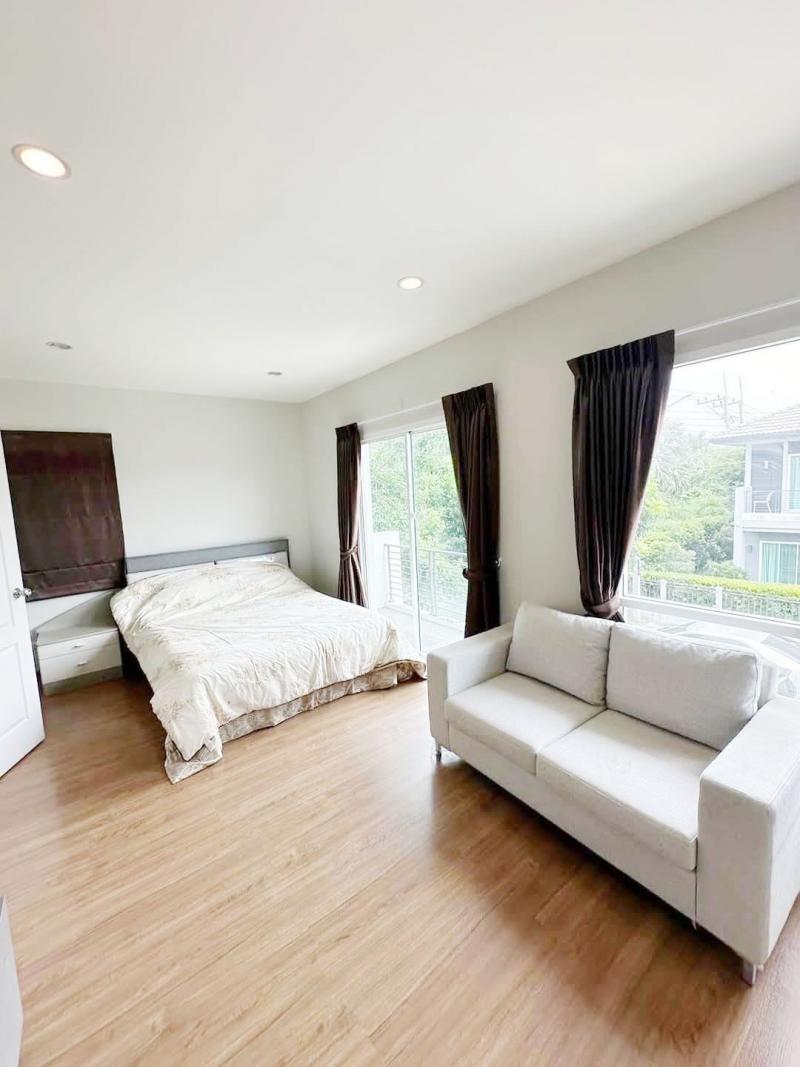 ให้เช่าบ้านเดี่ยว2ชั้น  หมู่บ้านเซนโทร รังสิต คลอง4   ใกล้ฟิวเจอร์ ดรีมเวิล์ด