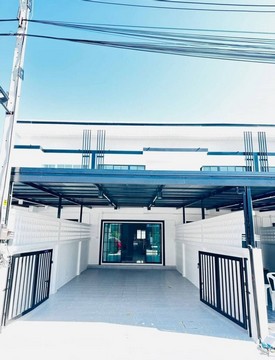 TEL : 092-288 9359 คุณดนิตาLine : https://line.me/ti/p/yxo92dHWP1ขายทาวน์โฮม 2 ชั้น หมู่บ้านรัตนากร 18พิกัด : ซอยหนองปลาไหล 2 พัทยาพื้นที่ขนาด 28 ตารางวา 2 ห้องนอน 2 ห้องน้ำ 1 ห้องครัว1 ห้องเก็บของ 1 ห้องรับแขกที่จอดรถในบ้าน 2 คัน สวนหลังบ้านของแถมมากมายสุดคุ้ม- ฟรี ชุดชั้นวางทีวีห้องรับแขก- ฟรี ชุดห้องนอน 2 ห้อง- ฟรี โซฟาห้องรับแขก- ฟรี โต๊ะกินข้าว4ที่นั่ง- ฟรี ผ้าม่านสั่งตัดทั้งหลัง- ฟรี เคาน์เตอร์ครัวพร