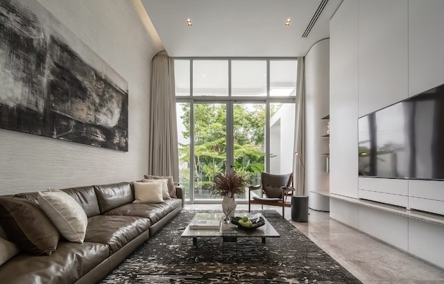 BH3317 ขายบ้านหรู ARQ10 พระรามเก้า-กรุงเทพกรีฑา ความหรูหรา เทคโนโลยีล้ำสมัย: ติดตั้ง EV Charger