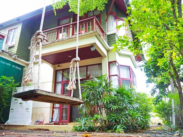  รพ.บางมด1 1.7 กม.ซอยวัดยายร่ม พระราม 2 ซอย31-35 บ้านเดี่ยว 2 ชั้น 4นอน 3น้ำ 75ตร.วา.172 ตร.ม.  ตลาดรวยยิ่งรวย 1.9 กม. BTS วุฒากาศ 6 กม.