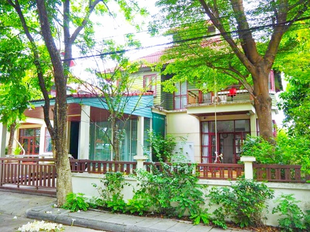 รพ.บางมด1 1.7 กม.พระราม 2 ซอย31-35 บ้านเดี่ยว 2 ชั้น  ซอยวัดยายร่ม  4นอน 3น้ำ 76ตร.วา.250ตร.ม.  ตลาดรวยยิ่งรวย 1.9 กม. BTS วุฒากาศ 6 กม.